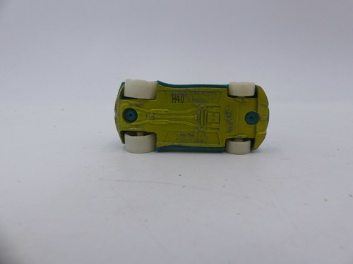 HOT WHEELS 2014 HW SHOWDOWN GLOW CHICANE 10/10 Diecast toy car - Picture 6 of 7