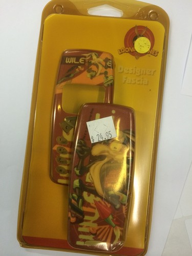 Nokia 3310,3330 Looney Tunes Wiley Coyote Matching Front & Back Covers Official.