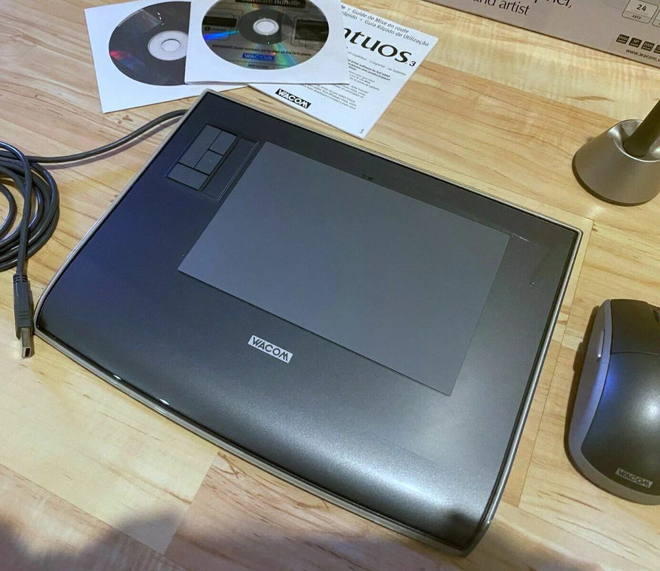 Wacom Intuos3 4x6 Professional Pen, Mouse,Tablet Box PTZ-431W Adobe PhotoShop - Image 2 of 3