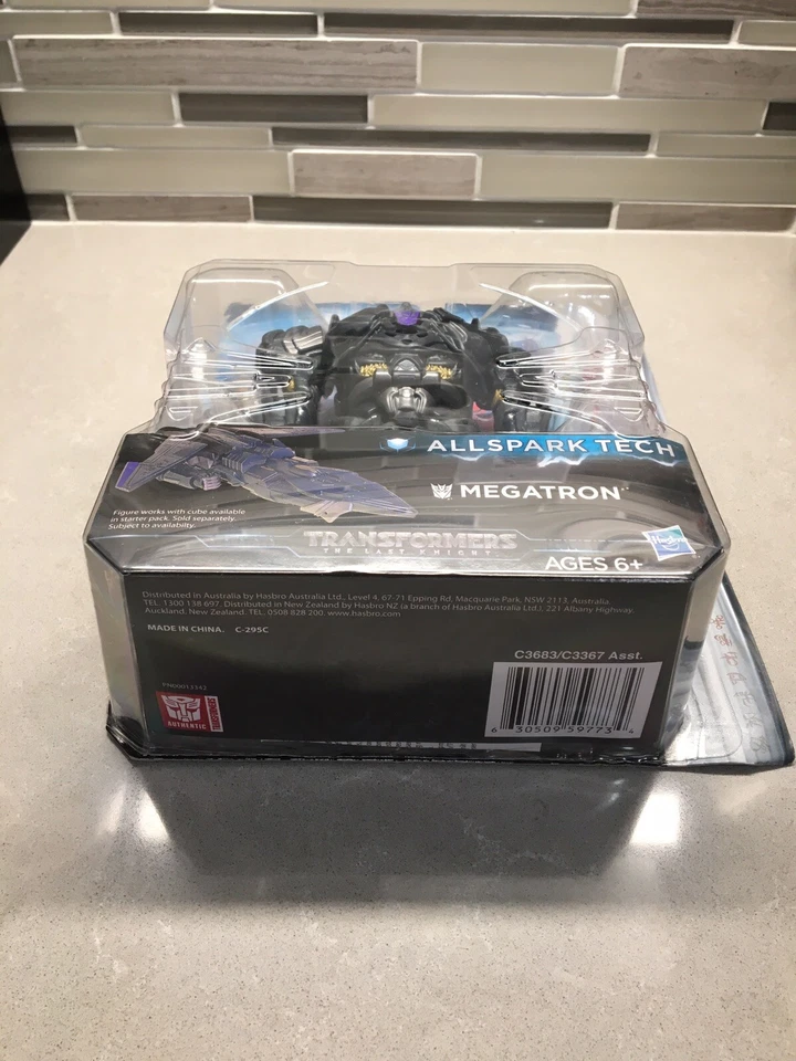 Transformers Last Knight Allspark Tech W2 Deluxe Class MEGATRON 2016 by Hasbro - Image 4 of 4