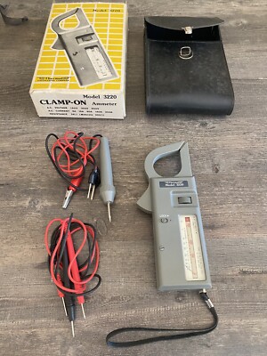 Thermal Model 3220 AC Analog Clamp On Meter AC 600V Ammeter Vintage (Neu)