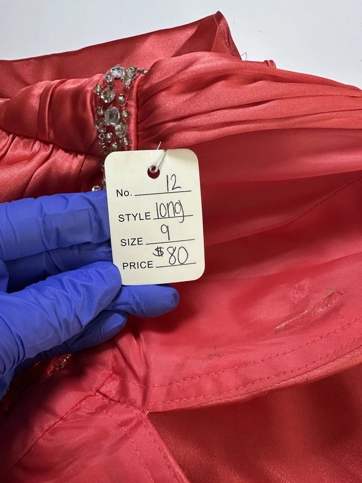 Vestido de graduación Taboo cuello halter naranja talla 10/12 Foto 4 de 4