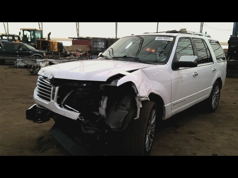 Alternator 250 Amp Thru 04/12/15 Fits 15 EXPEDITION 6837702 - Image 4 of 4