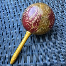 VTG MARACA Hand Painted  Etched Decorated Percussion 7.5  Cuba