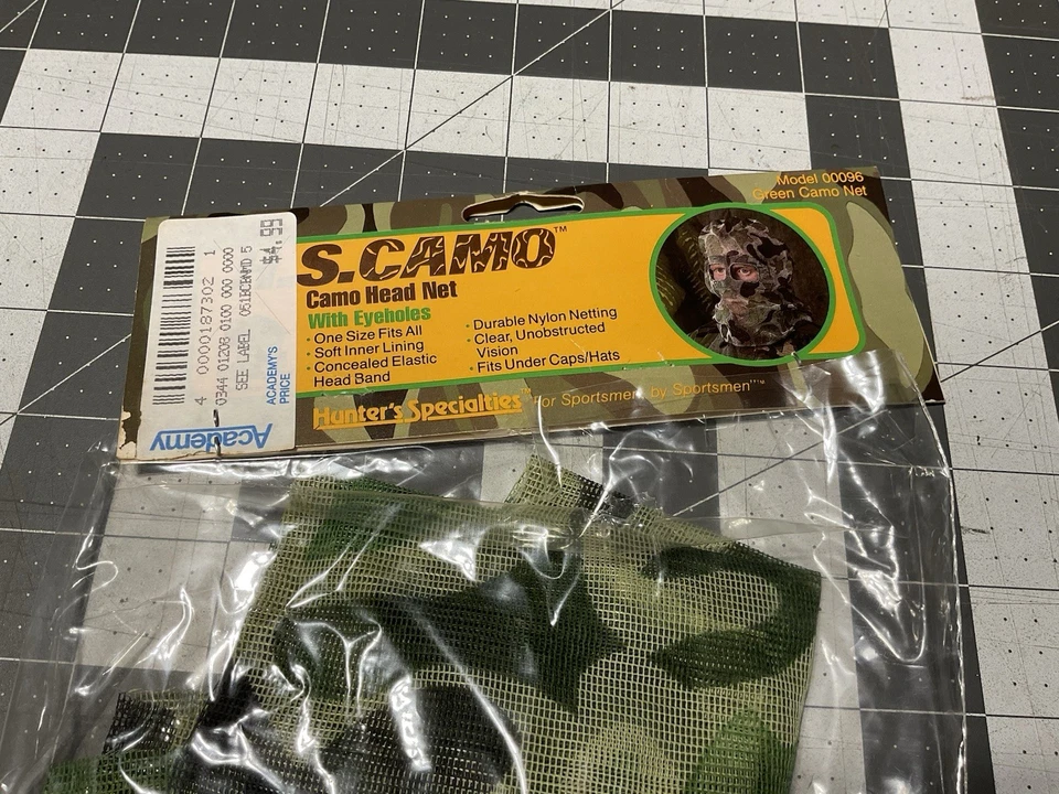 H.S. Camo Head Net, New In Damaged Package, Hunting Outdoors, Unused - Image 2 of 4