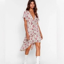 Nasty Gal Playing Flower Floral Dress Medium 6 Tiered Ruffle Cottage Flowy Y2K