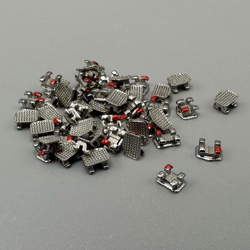 50 pezzi staffe ortodontiche dentali staffe STD MBT 022 slot 3 ganci metallo sfuso - Foto 16 di 24