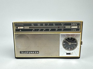Radio tascabile Telefunken Ticcolo con orologio rarità da collezione 1962 molto rara