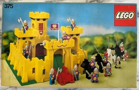 VINTAGE LEGO YELLOW CASTLE 375 PARTS UNOPENED MIB RETIRED SET BOXED 1978 TVE