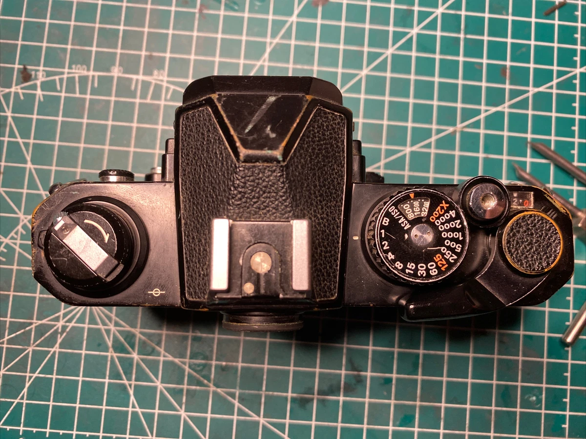 Nikon FM2 (B)