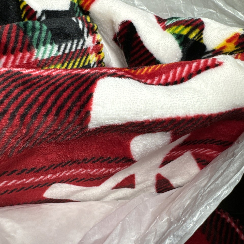 Victoria's Secret “Love Victoria” Sherpa Blanket Plush Red Plaid Throw