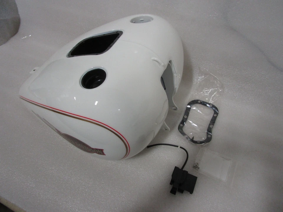 2008 Harley Davidson FLSTC Heritage Softail бензобак АРКТИЧЕСКИЙ БЕЛЫЙ - Изображение 2 из 4