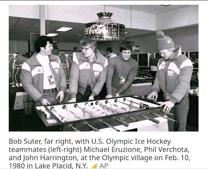 Insignia de identificación de hockey Miracle On Ice firmada por Jack O'Callahan 1980 EE. UU. 🇺🇲 Lake Placid Foto 4 de 4