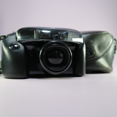 Konica AiBorg Darth Vader analoge Kompaktkamera 35 mm schwarz getestet