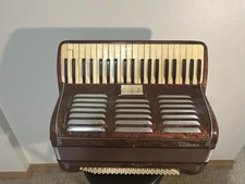 Accordion Titano 120 Bass Model Student