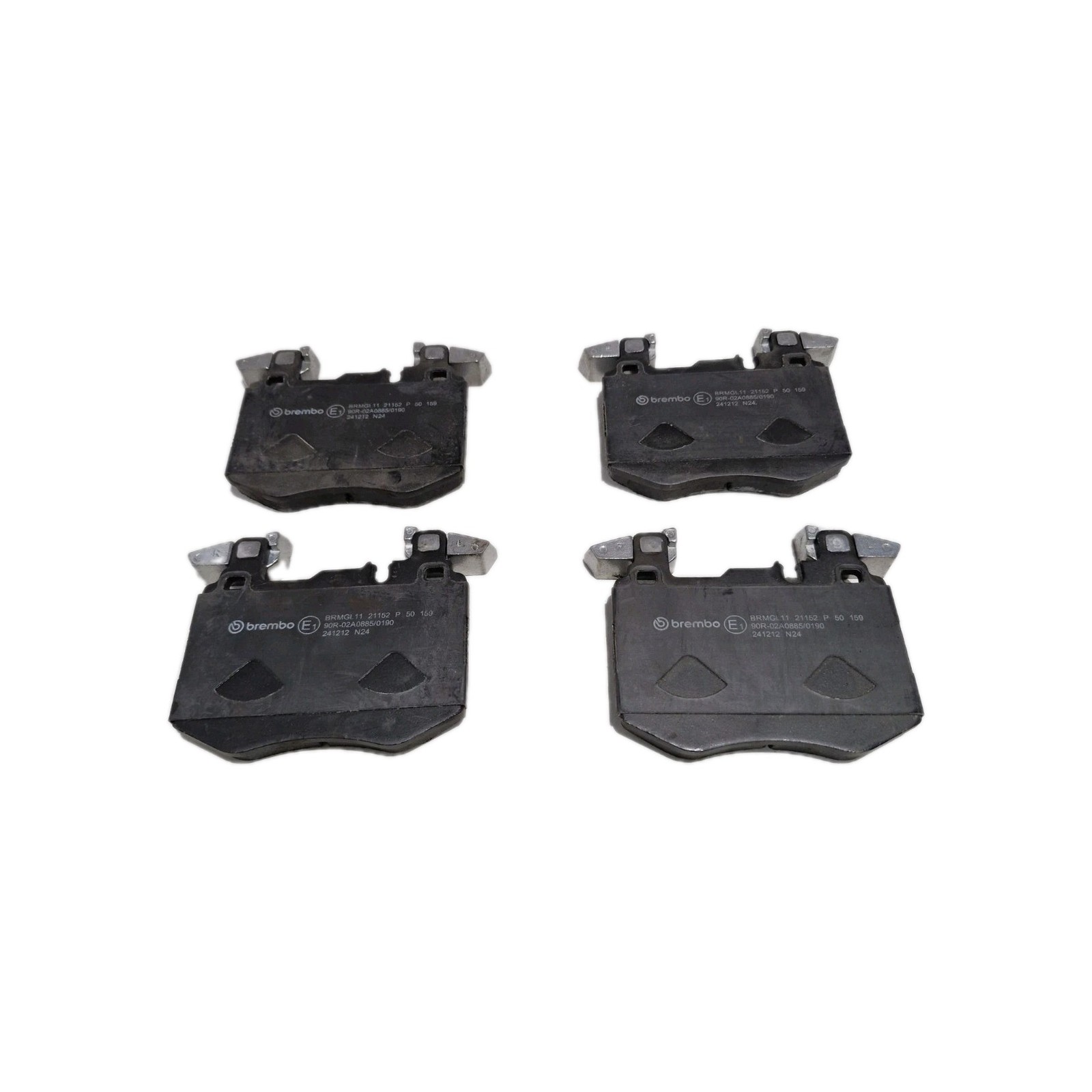 P50159 Front Brake Pad Set 4x Pads Prepared For Wear Indicator Braking By Brembo
