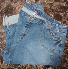 Gitano Women's Size 22 Capris with Cuffs