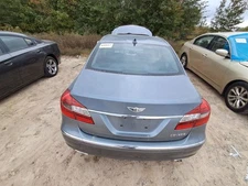 2014 Hyundai Genesis Trunk Lid w/ Rear View Camera - Local Pickup Only