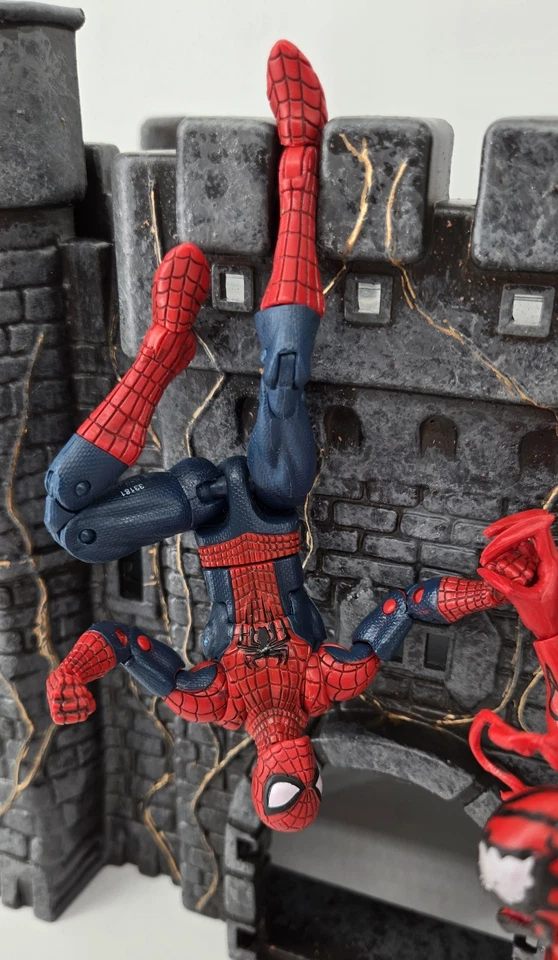 Marvel Legends Spider-Man & Carnage 6" Action Figure 2 Pack - Image 2 of 4