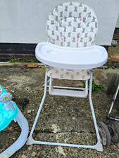 Baby High Chair, White/Grey, Removable Tray, Patterned Seat Cushion