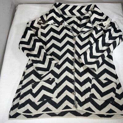 Margaret Winters Gray White Tunic/Sweater Button Up Pockets Size