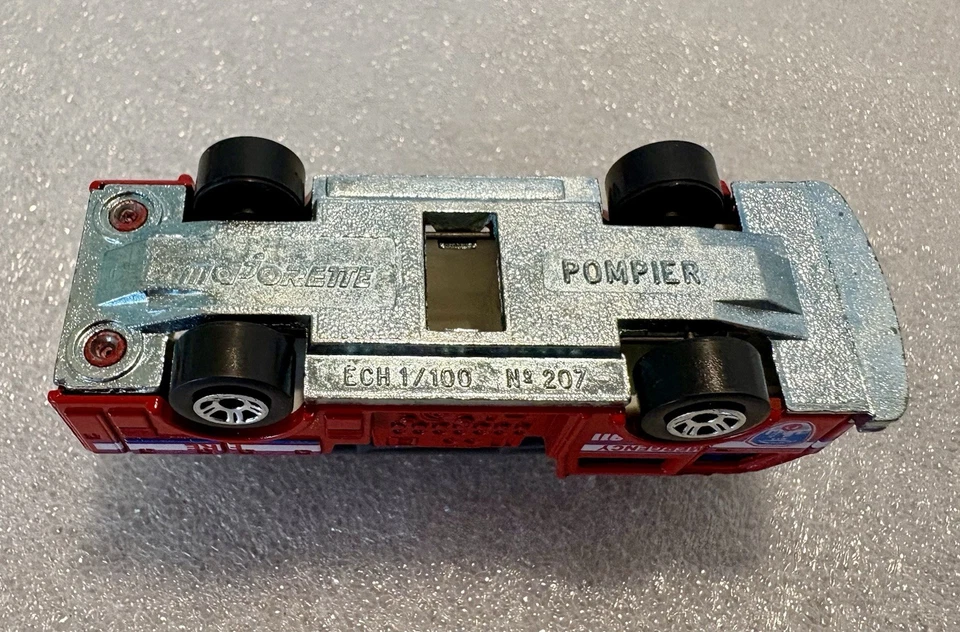 Rare White USA Decor! Majorette Pompier 1:64 - 207 Red Fire Engine Ladder Truck - Image 4 of 4