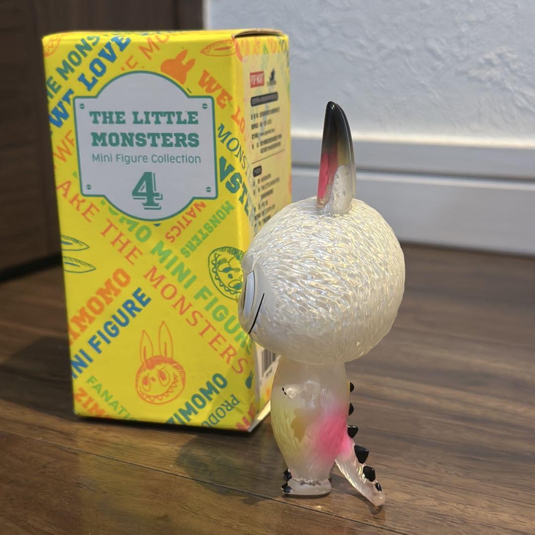 Labubu Zimomo The Little Monsters Momo Mini Figure Pop Mart