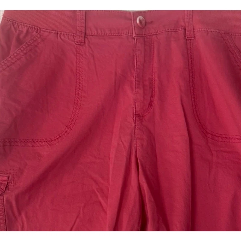 Lee Relaxed Fit Womens Plus Size 20W Cargo Shorts Elastic Waist  - Image 2 of 4