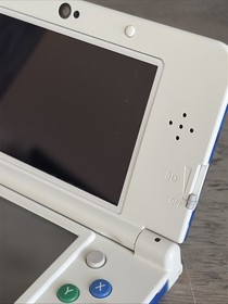 New Nintendo 3DS &ndash; Rare Blastoise Pok&eacute;mon Faceplates + Charger Works Great