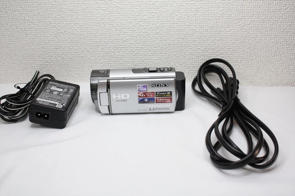 Sony Handycam HDR-CX180  Silver high-definition video Japan Version  Mint #323 - Image 2 of 4