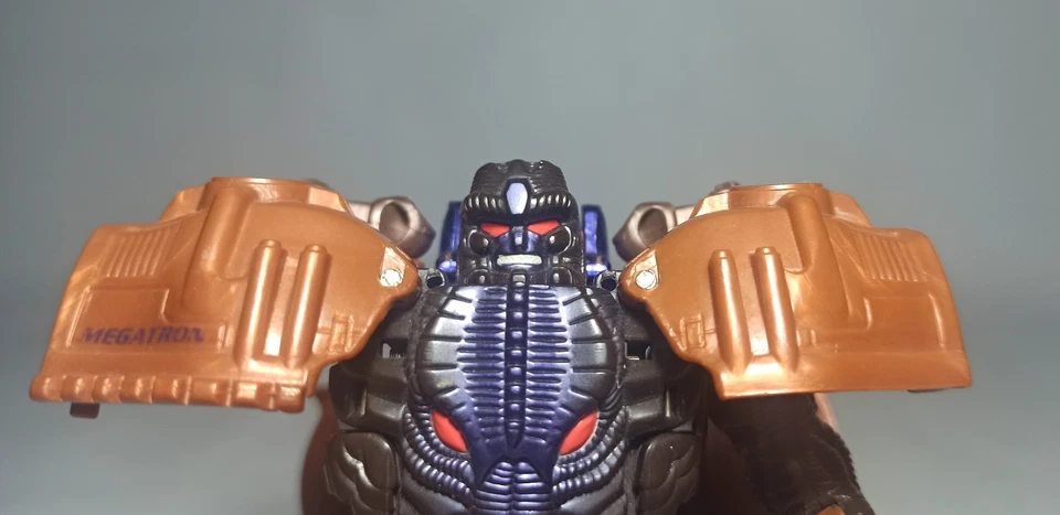 HASBRO VTG 1998 TRANSFORMERS BEAST WARS TRANSMETALS MEGATRON T-REX FOR PARTS - Image 3 of 4