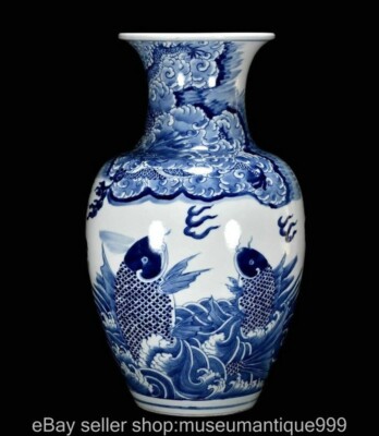 青白いドラゴン模様の花瓶 14.8