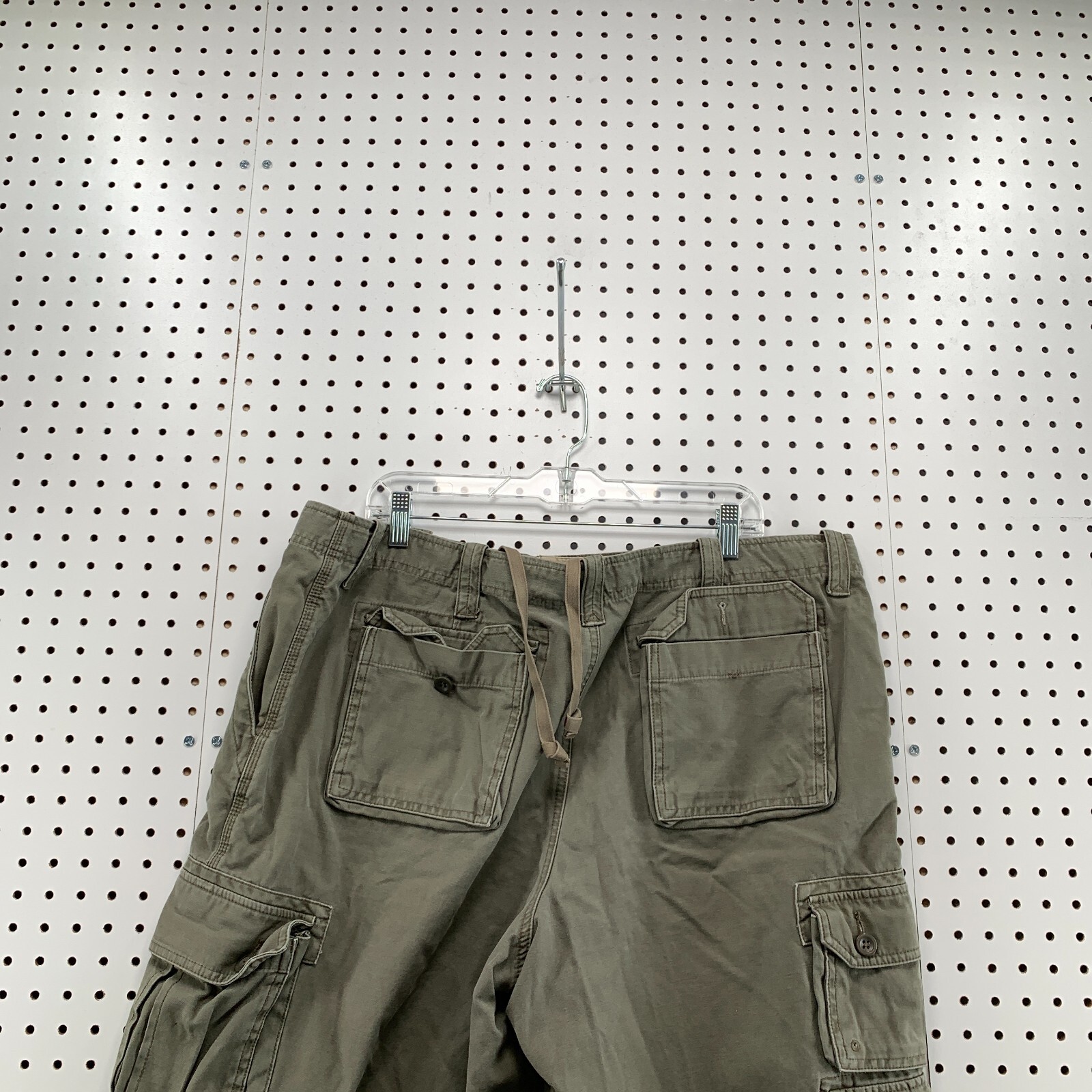 Eddie Bauer Cargo Shorts Olive Green Mens Size Fits 4… Gem
