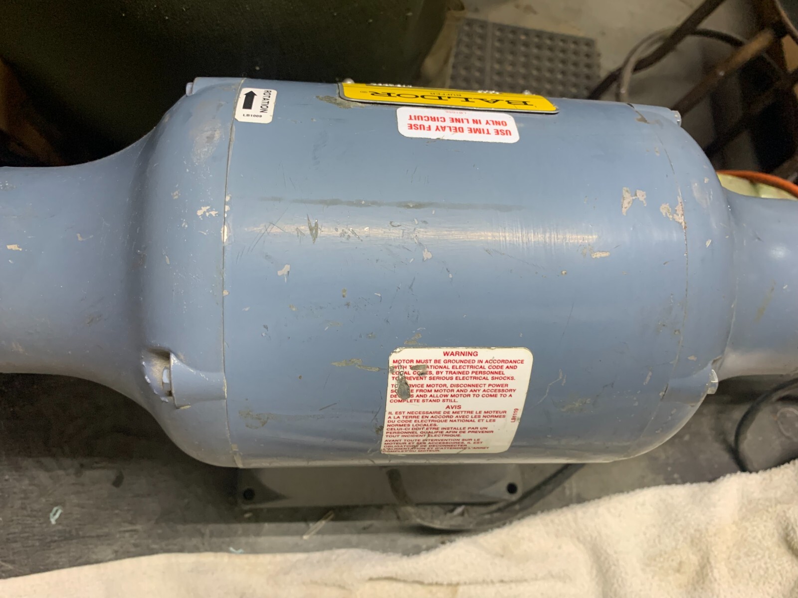 Baldor USA 333B 3600 RPM 3/4 HP 1 Phase 115/230 Volt 8" Buffer