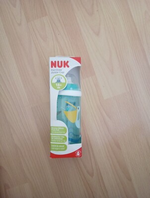 NUK First Choice Junior Tasse 18+m BPA FREI Push Pull Ausgießer 300ml