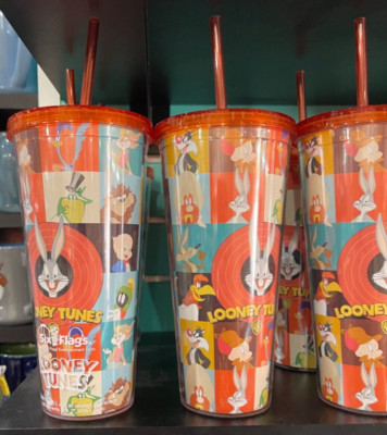 Six Flags Magic Mountain Looney Tunes Bugs Bunny & Friends Tumbler (2024) New