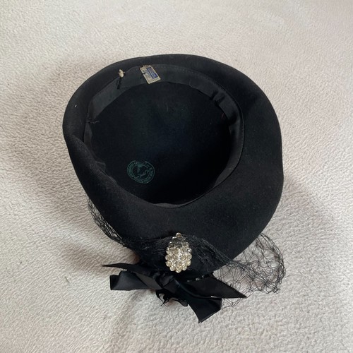 Vintage Fair Field Felts Hat Womens 22 Black Feather Neumann Church Feather - Picture 12 of 15