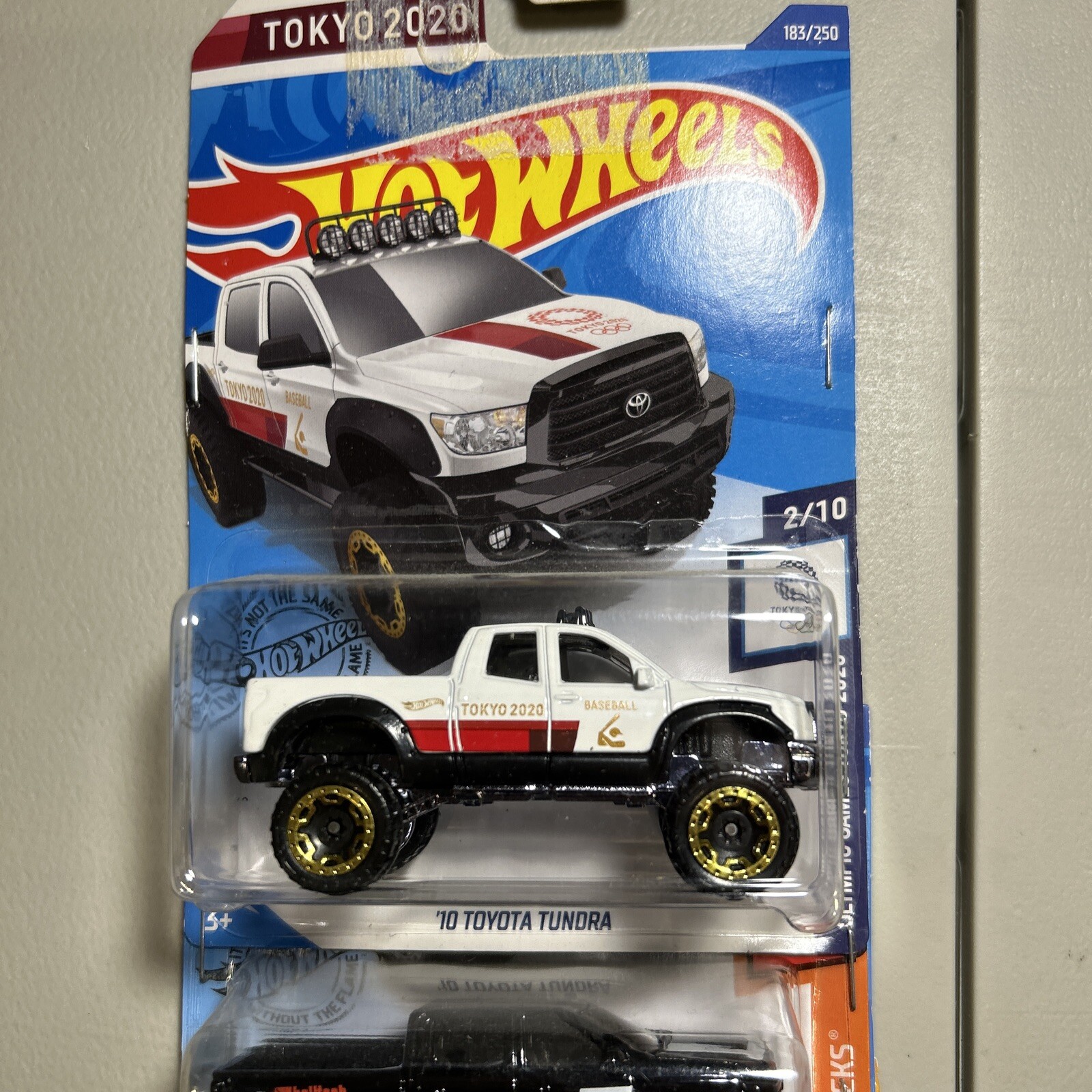 Picture 2 of 12