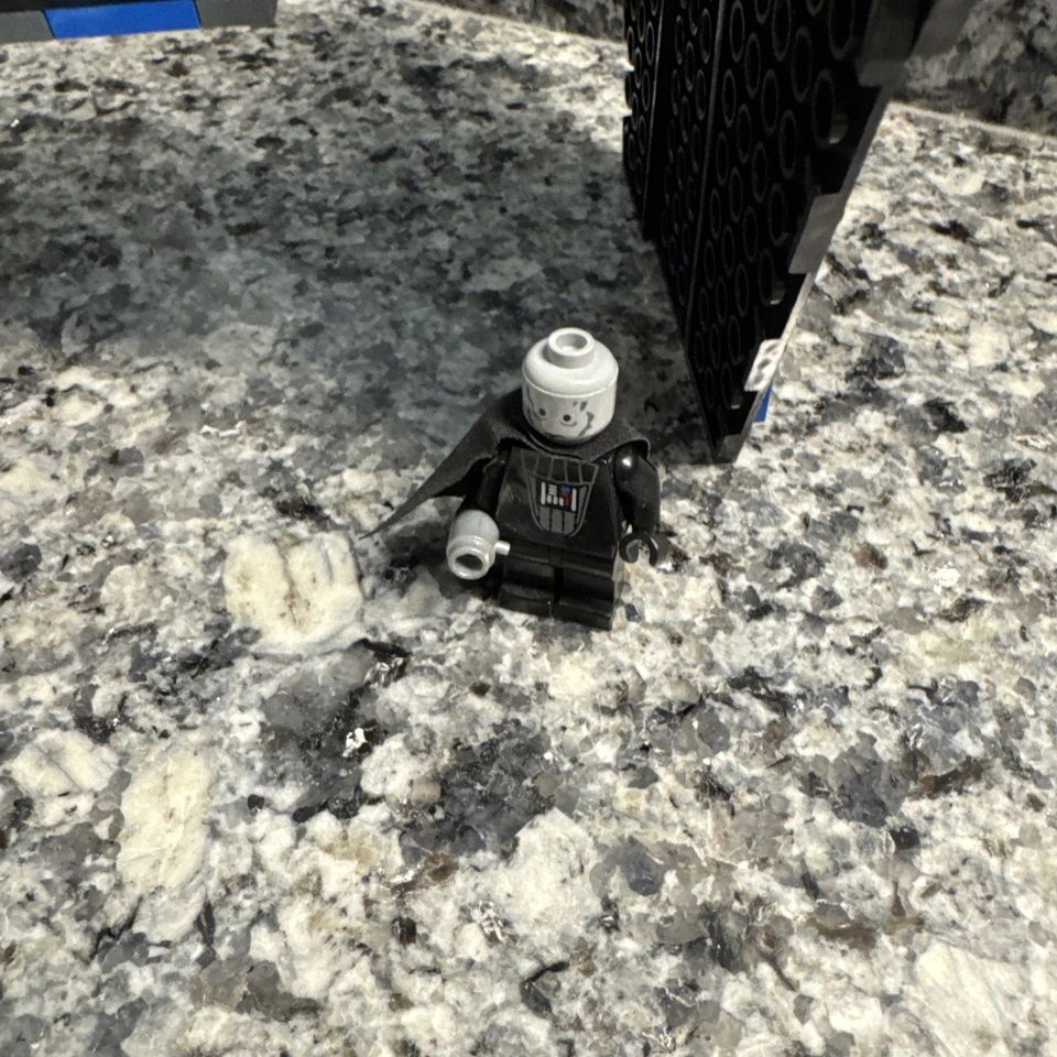 LEGO Star Wars TIE Fighter 7263 Complete W/ Minifigs & Manual - Read Description - Image 3 of 4