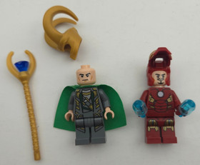 LEGO Juniors: Iron Man Vs. Loki (10721) 100% Complete w/Instructions & Minifigs!