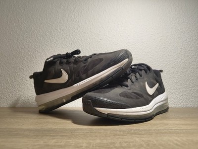 Nike Air Max Genome - Schwarz/Weiß - 45EUR/US11/UK10/29CM (Gebraucht)