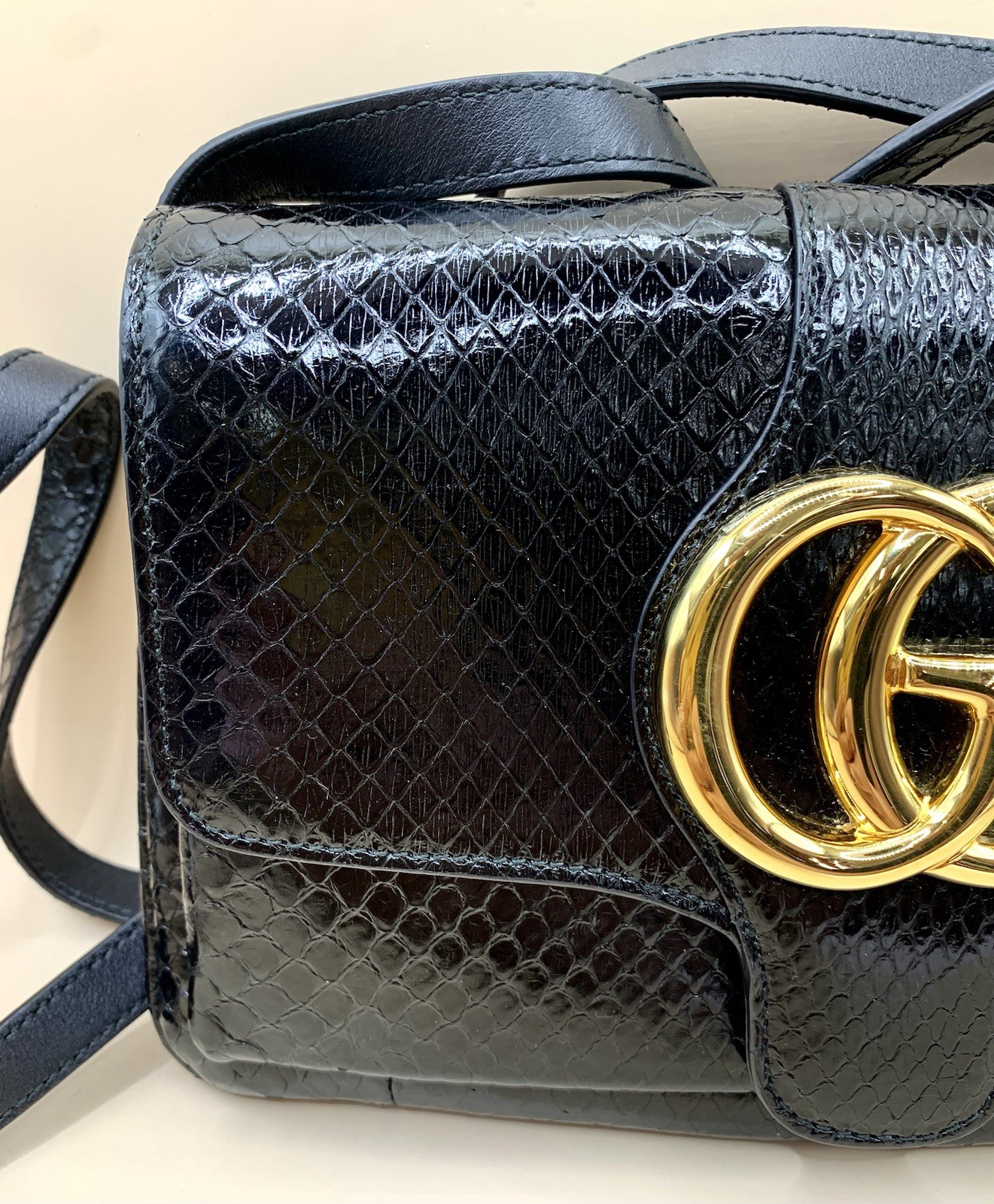 Gucci Arli Black Small Shoulder Bag Python 550129… - image 6