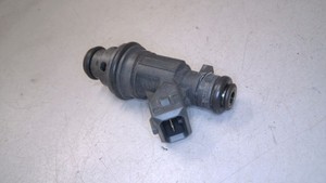 Einspritzdüse Einspritzventil Opel Corsa 12V Bj 2000 B 450061