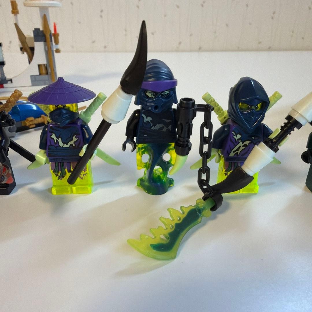 LEGO Ninjago 70736 Attack of the Morro Dragon Ghost Dragon 21.2x11