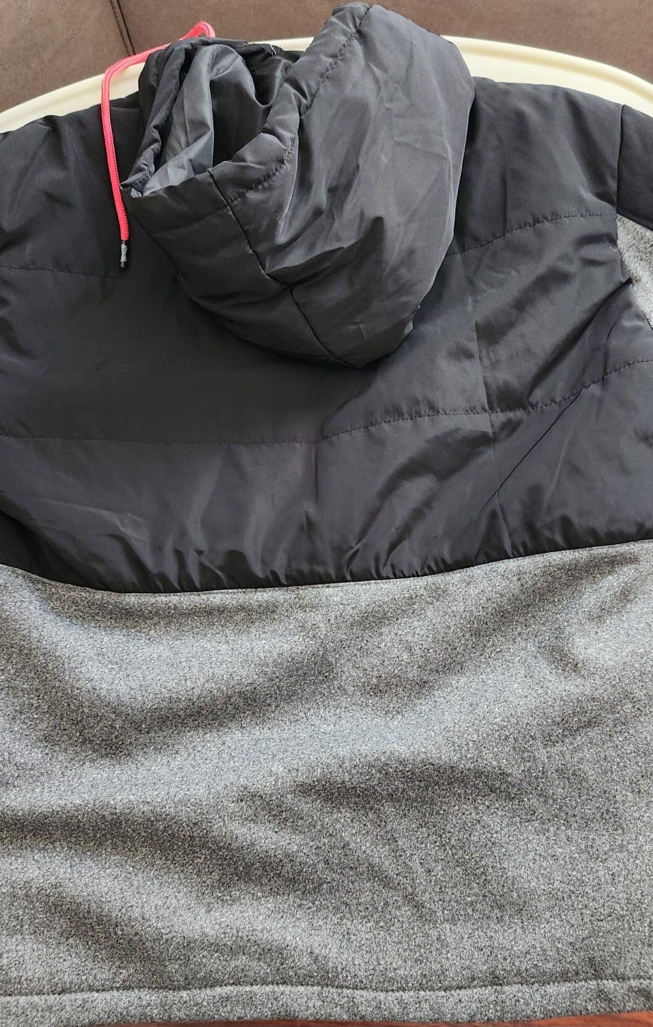 Le Tigre Collection Men's Hooded Jacket Size M Black Gray Full Zip Colorblock - second product detail image