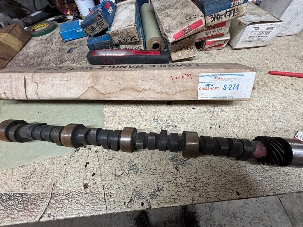 S274 TM274 CS274 CAMSHAFT 