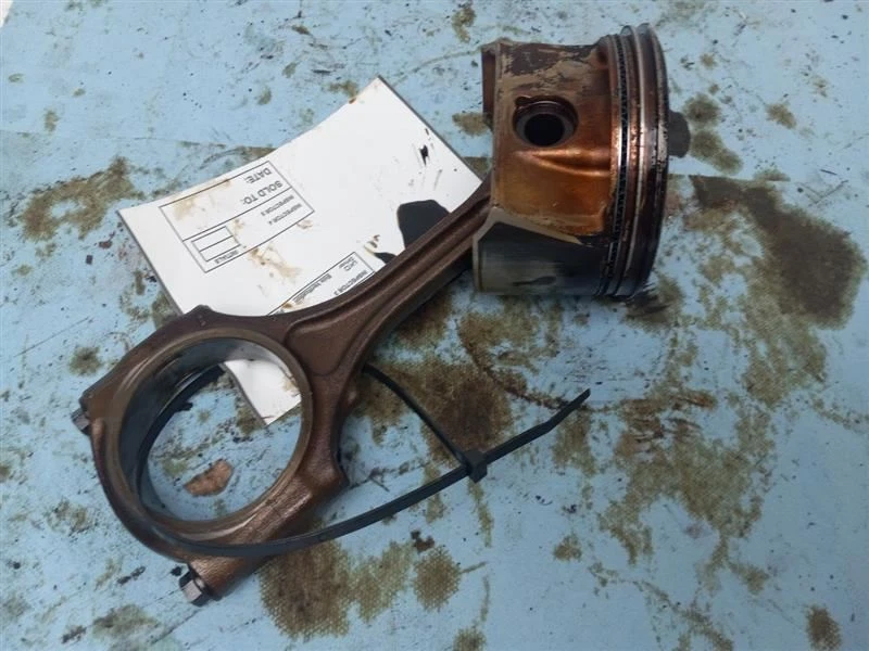 Dodge Charger Piston 60219 2009 Foto 4 de 4