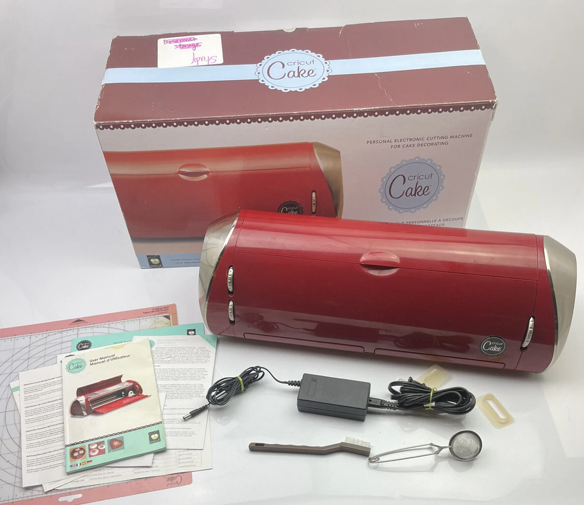 Cricut Cake - Red Personal Electronic Cutting / Decorating Machine - TESTED  L@@K