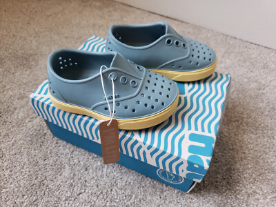 Native Miller Toddler Size C5 Fuji Blue/ Gone Bananas Yellow