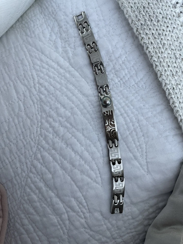 Stainless Steel Bracelet With Thatian Pearl  - Image 4 of 4